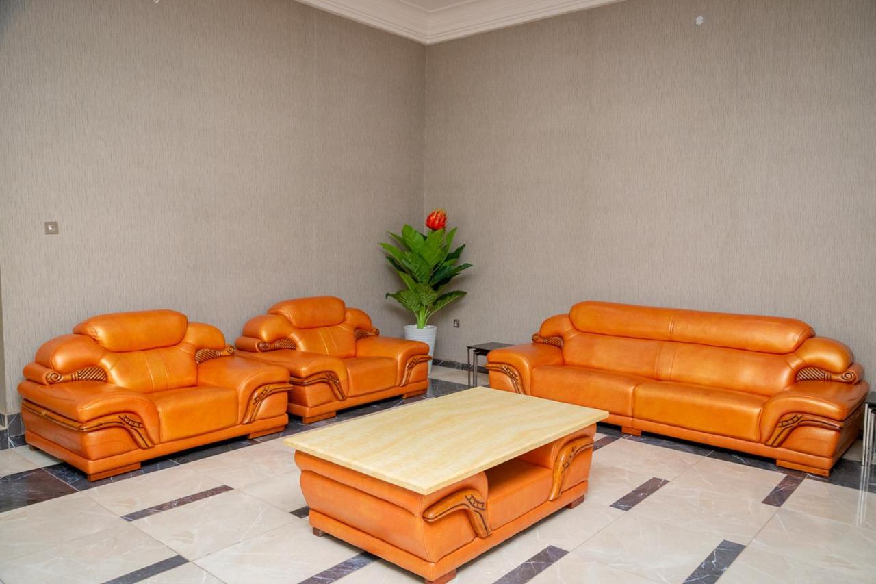 Akingston Residence イバダン エクステリア 写真
