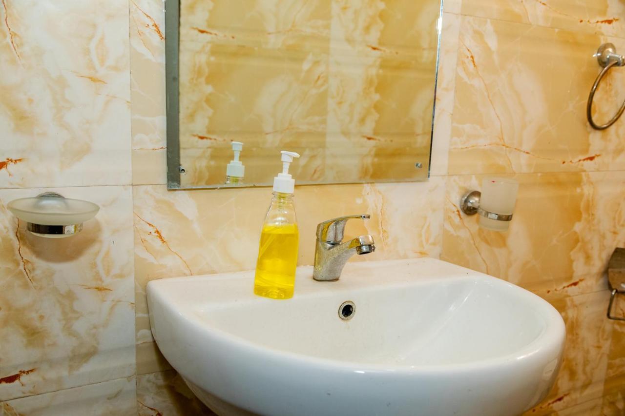 Akingston Residence イバダン エクステリア 写真
