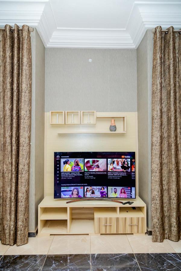 Akingston Residence イバダン エクステリア 写真