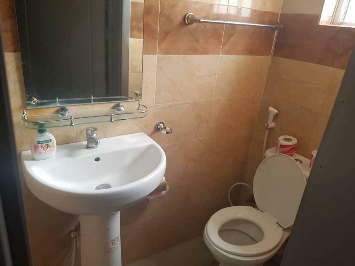 Akingston Residence イバダン エクステリア 写真